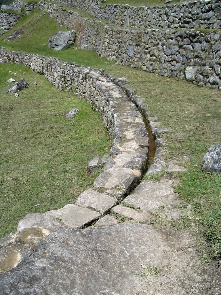 Machu Picchu water ducts